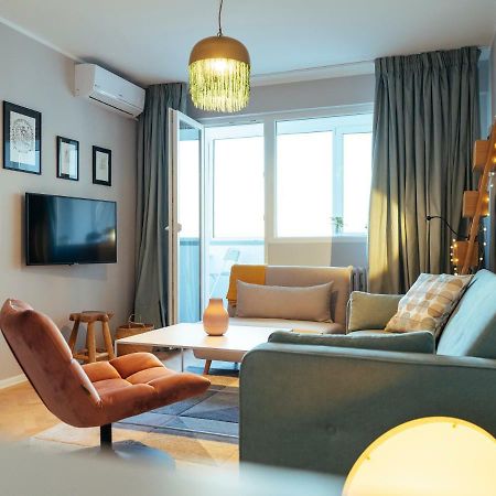 Parklake Design Apartment - Fabulous View - Netflix Бухарест Экстерьер фото