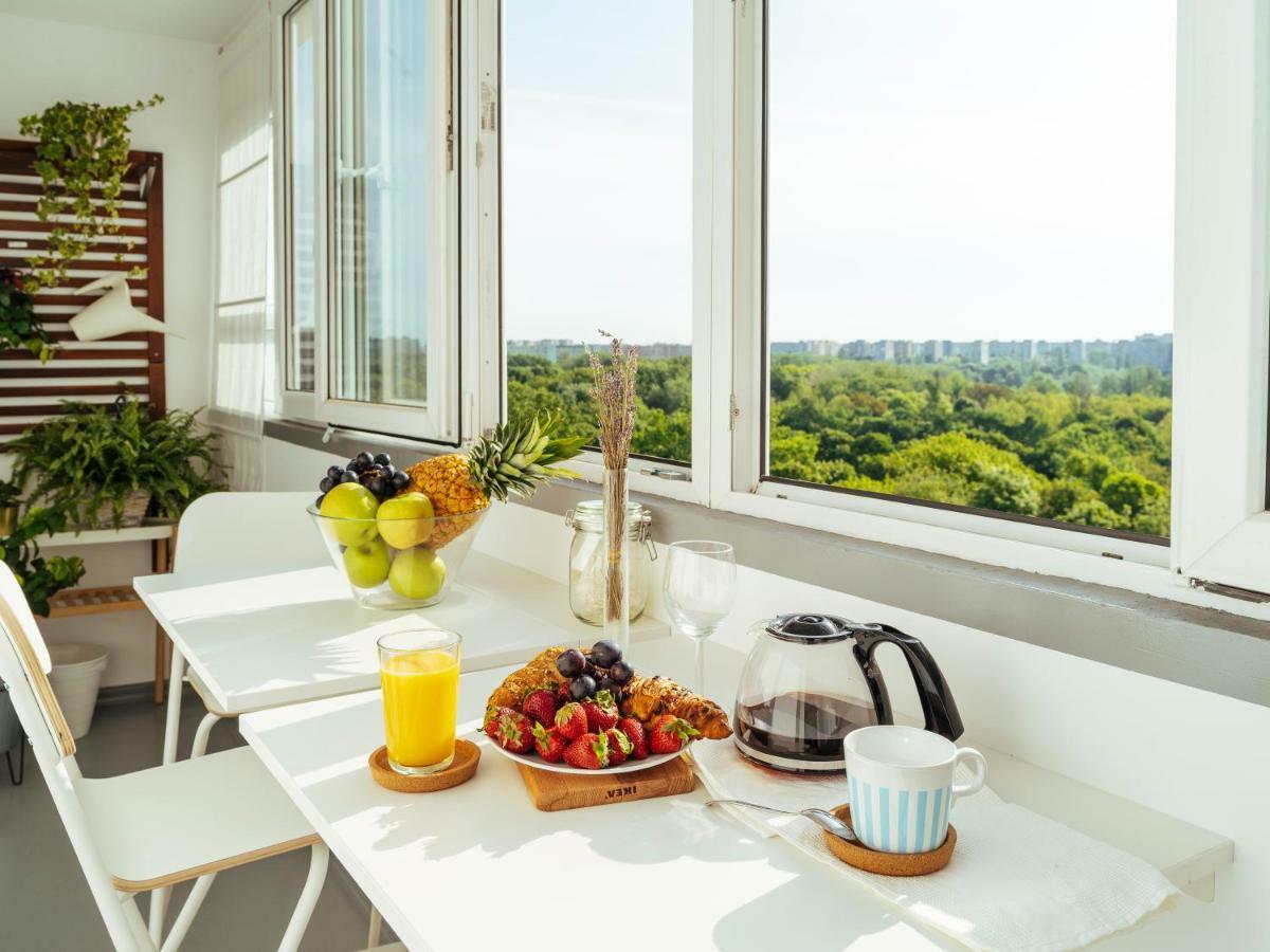 Parklake Design Apartment - Fabulous View - Netflix Бухарест Экстерьер фото